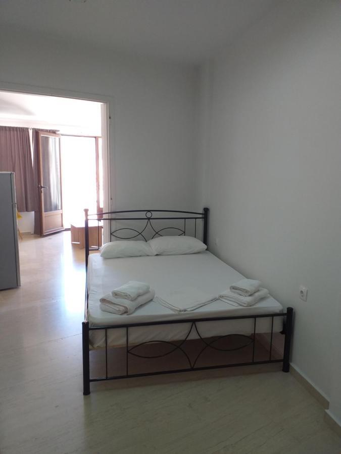 Happy Suite Heraklion  Bagian luar foto